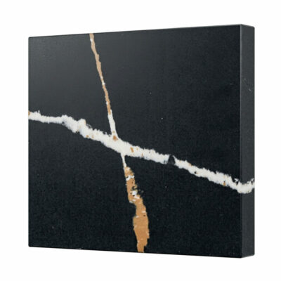 Plateau de cuisine en quartz noir veiné blanc et or, réf. 102609 – EDS Sénégal