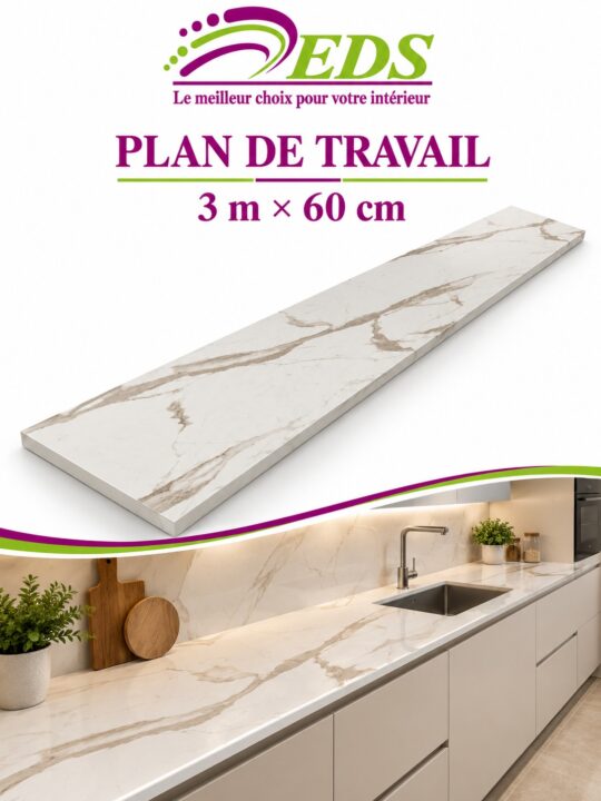 Plan de travail marbre blanc veiné doré 3 m x 60 cm, posé dans une cuisine – EDS Sénégal