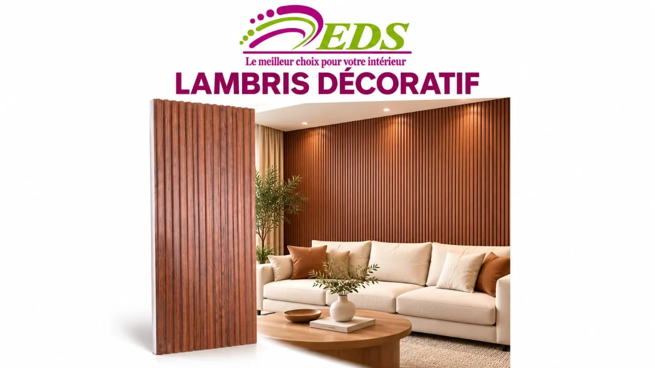Lambris décoratif EDS à lames bois posé sur un mur de salon